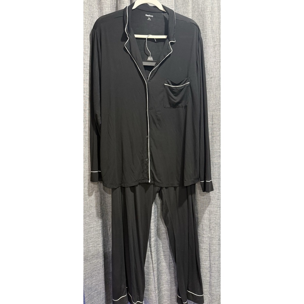 GapBody Model Womans Size XXL 2 Piece Pajama Set White Piping Button Front SOFT